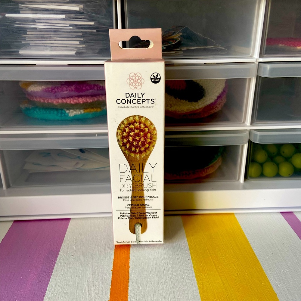 Daily Facial Dry Brush